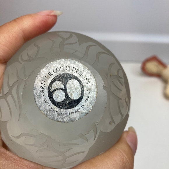 1993 Arthur Court Etched Frosted Glass Bunny Rabbit Paperweight - Picture 6 of 7